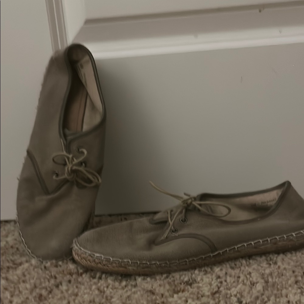 Tesoro size 9 Women's Casual Tan Espadrilles